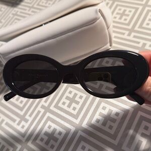 Gentle Monster Cream Sunglasses Black